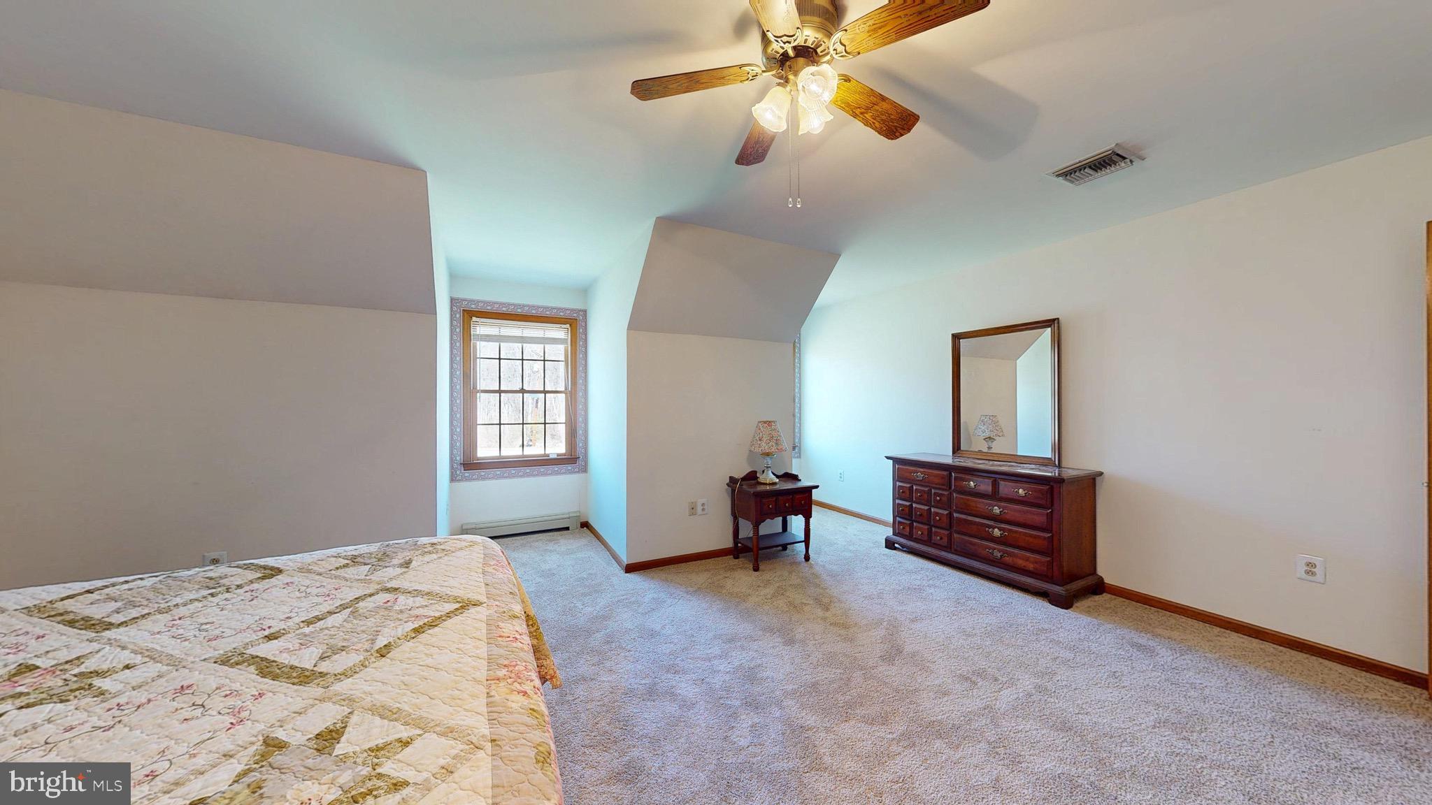 2276 MARLTON PIKE