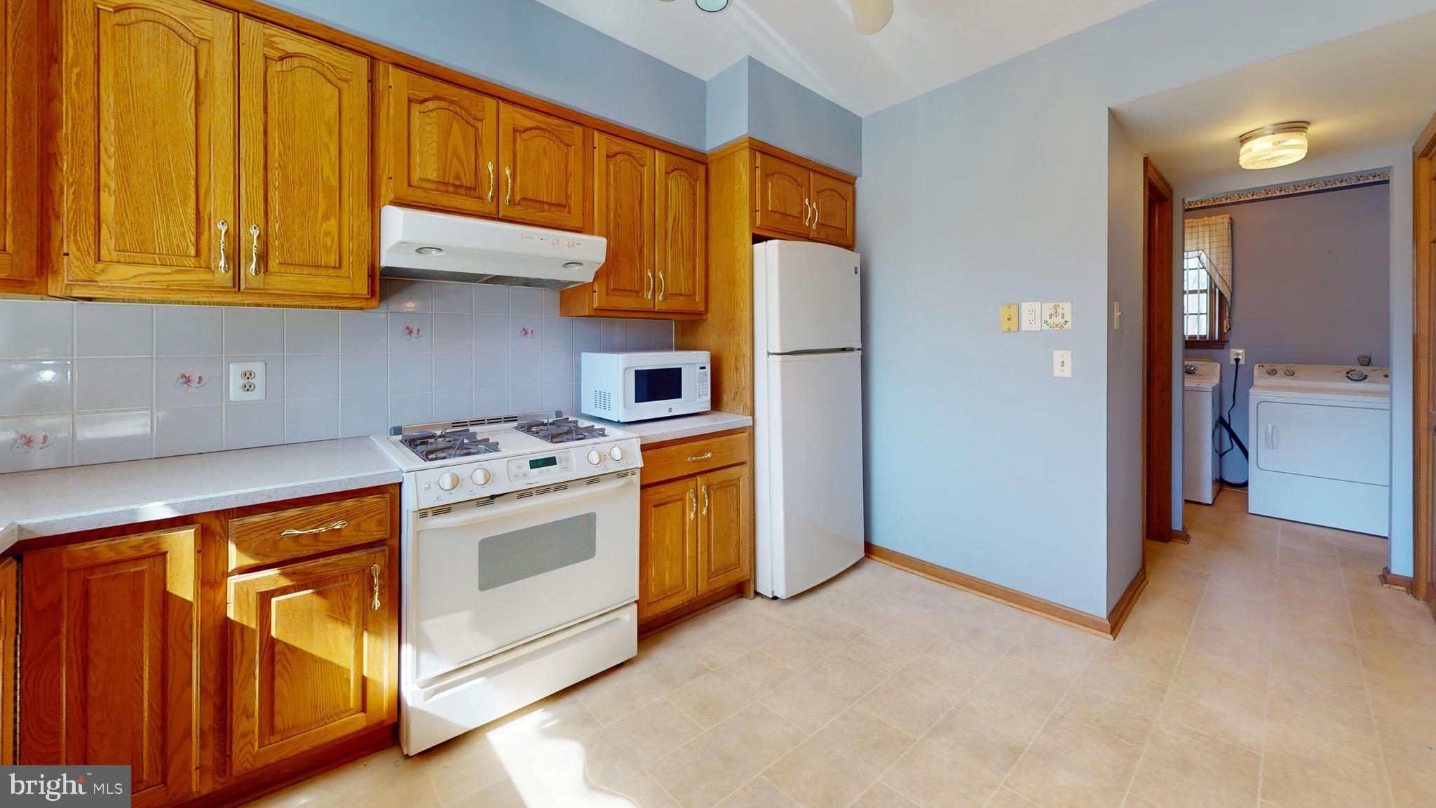 2276 MARLTON PIKE