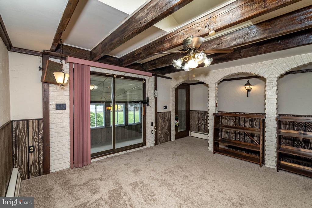 520 POWELL ROAD