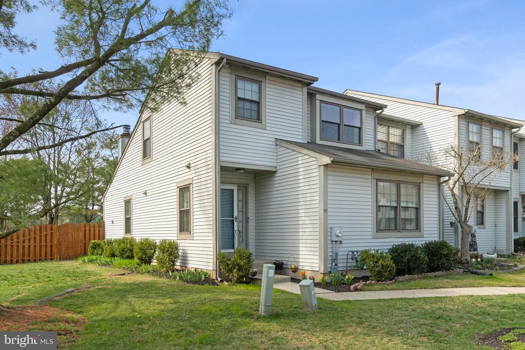 24 BURGUNDY DRIVE