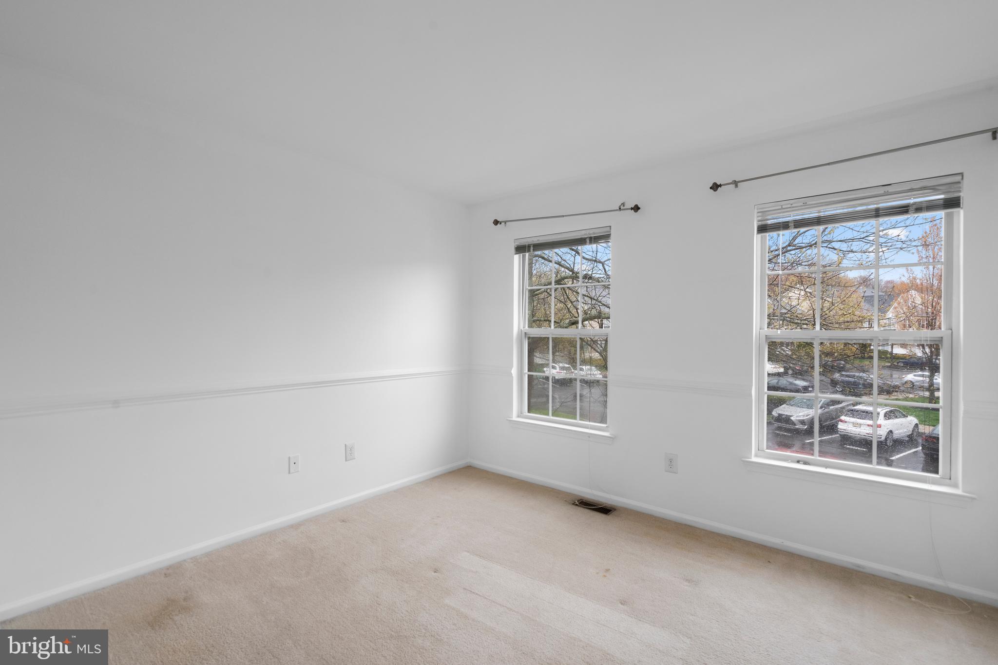 4204 BUXMONT RD
