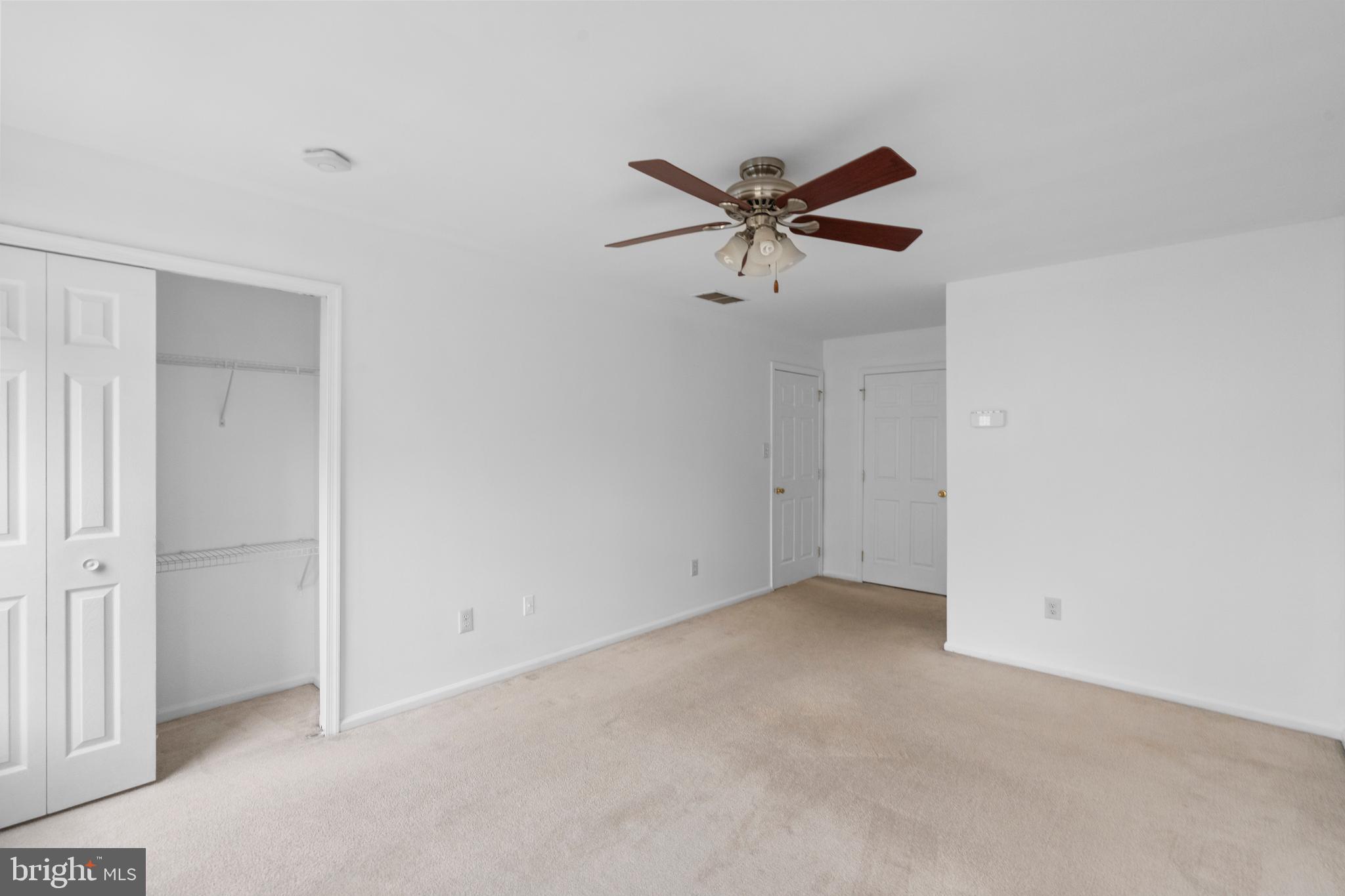 4204 BUXMONT RD