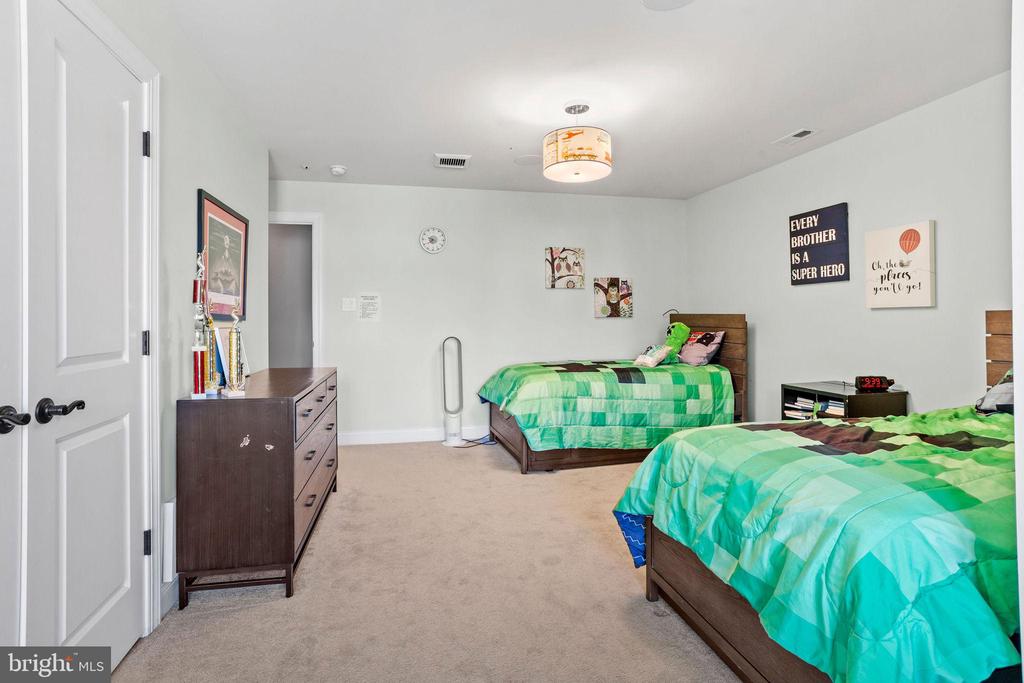 213 HIGHLAND AVENUE