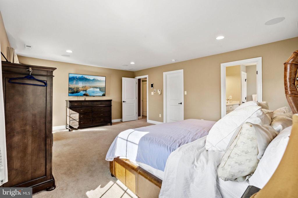 213 HIGHLAND AVENUE