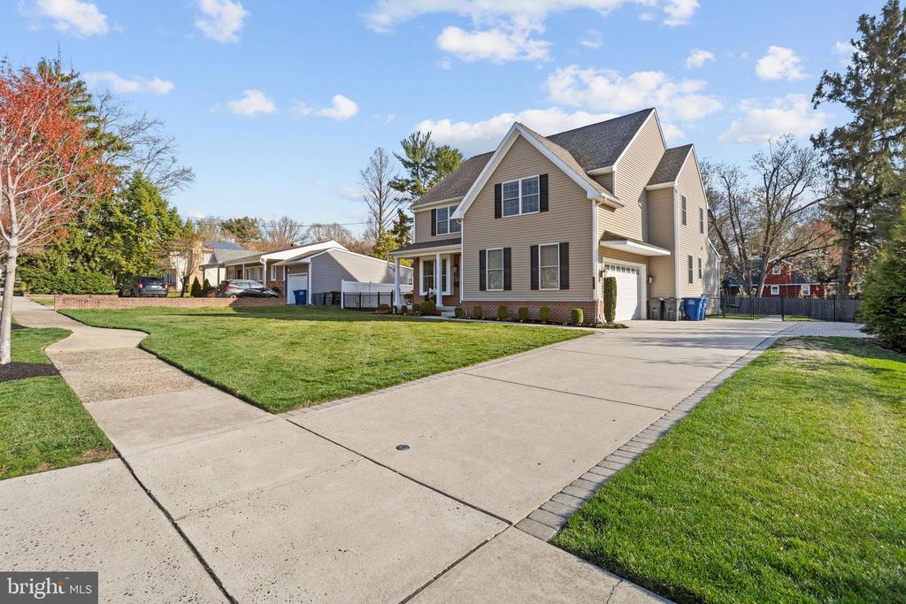 213 HIGHLAND AVENUE