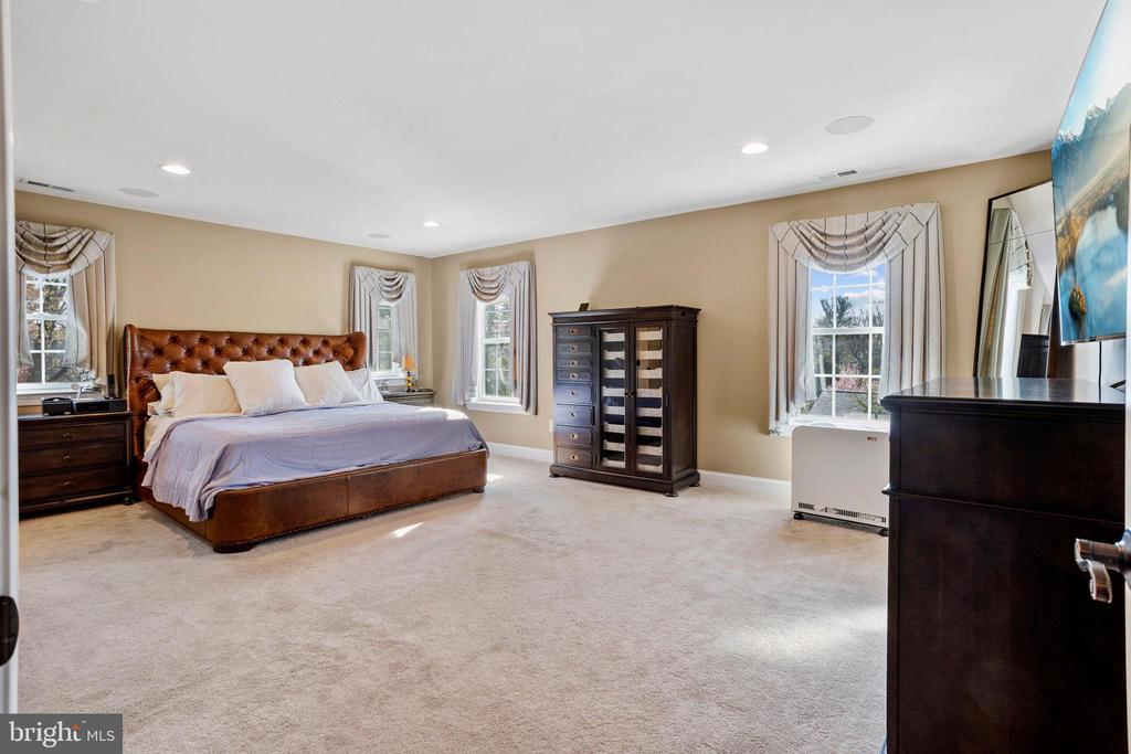 213 HIGHLAND AVENUE