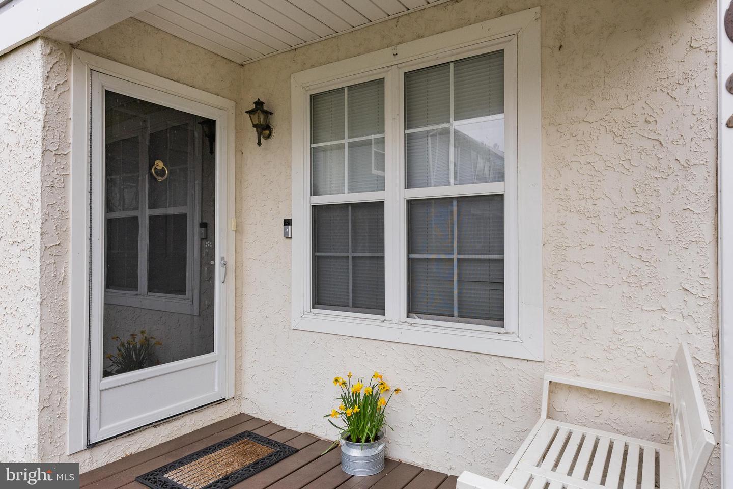 102 Bayberry Ct
