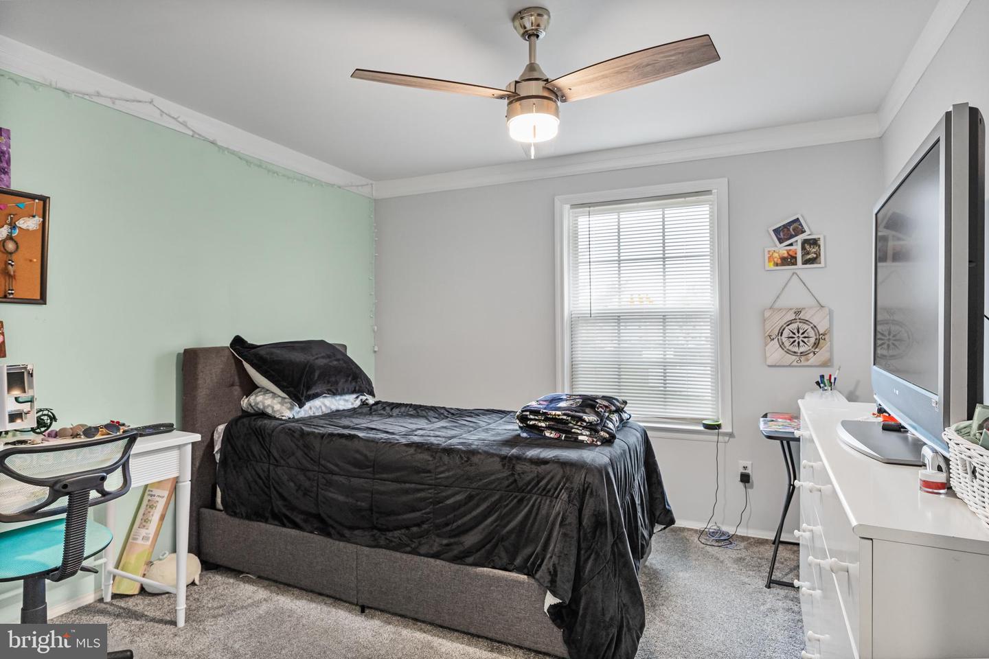 102 Bayberry Ct
