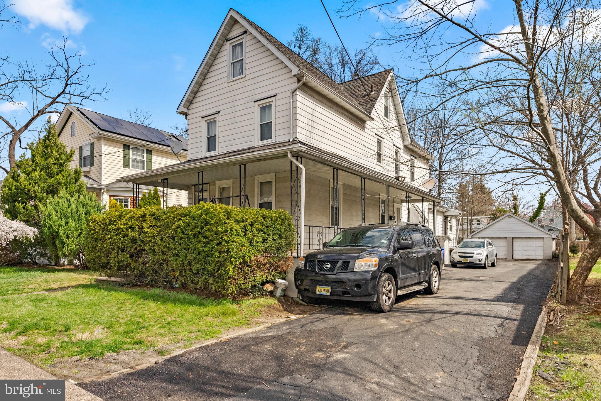 229 S Church St
