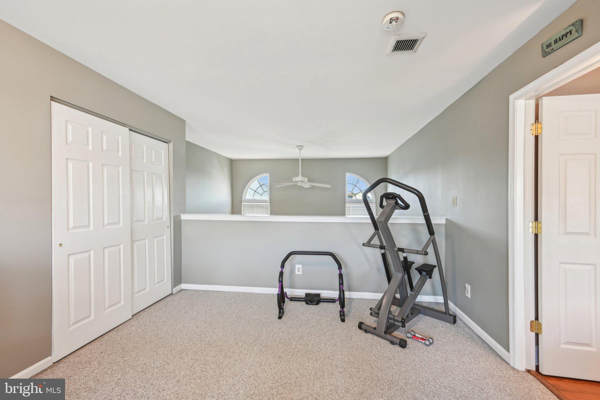 11 Winterset Ln