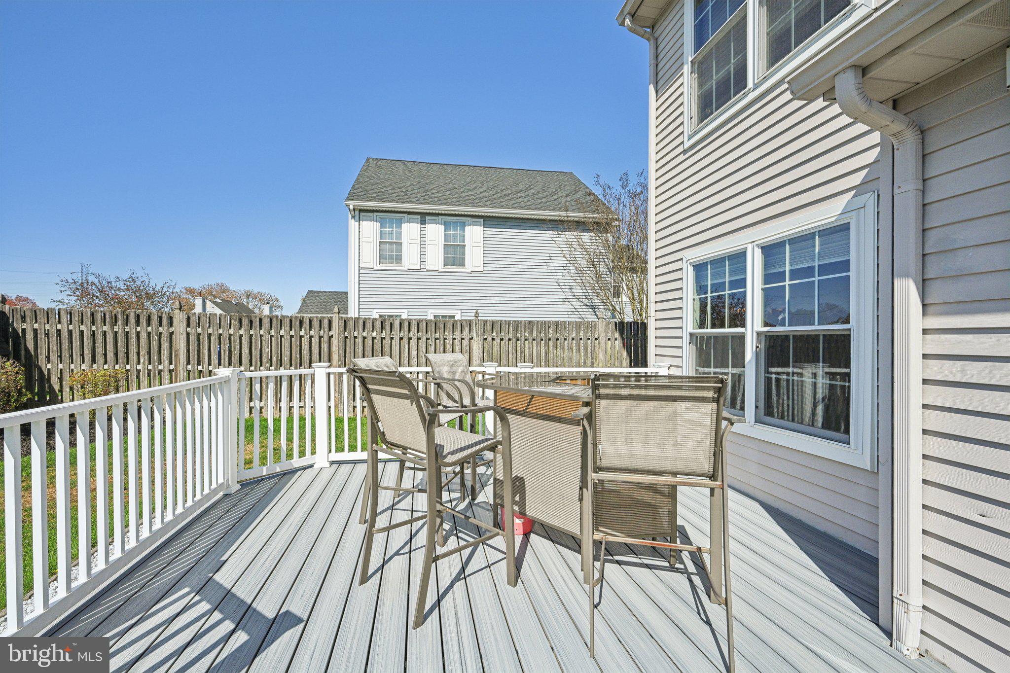 11 Winterset Ln