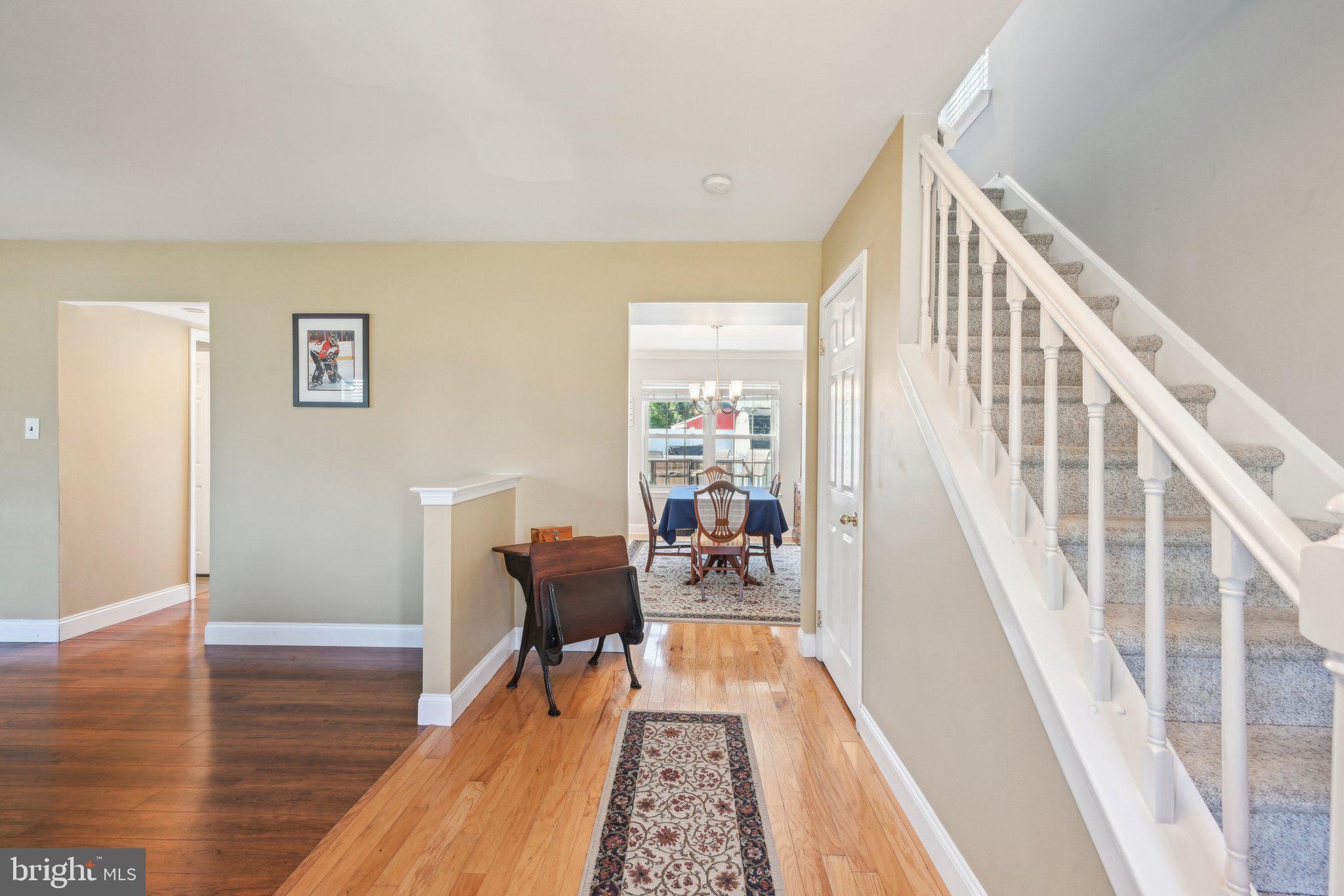 11 Winterset Ln