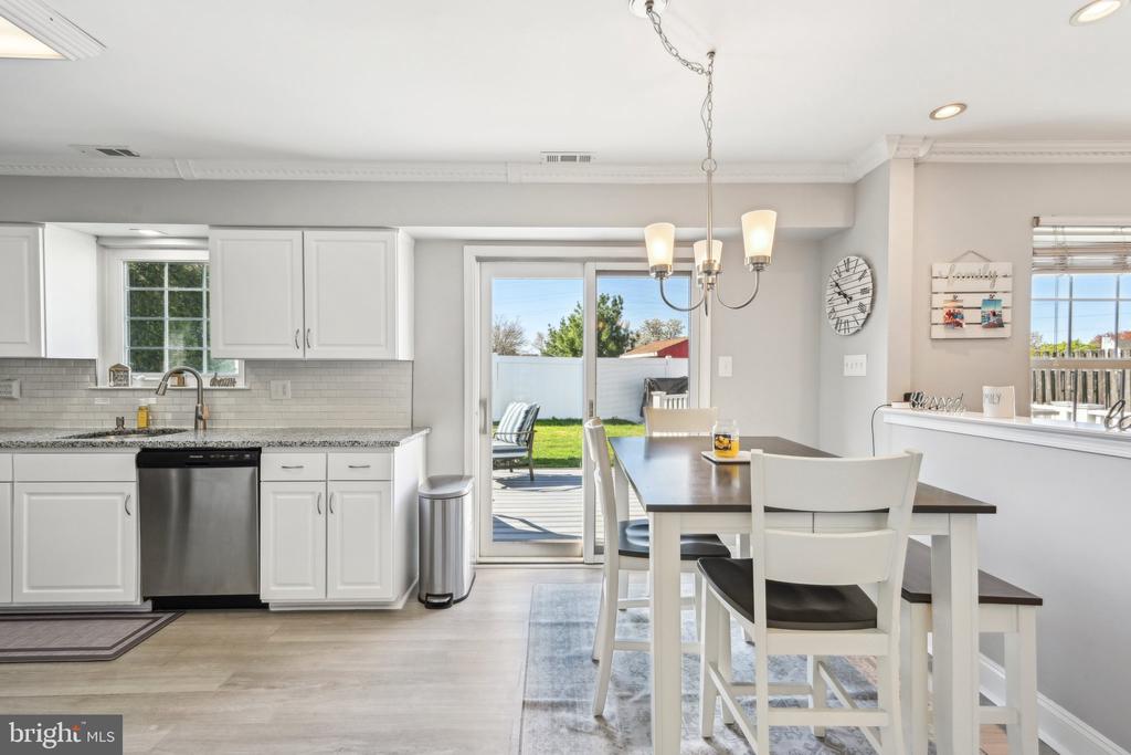 11 Winterset Ln