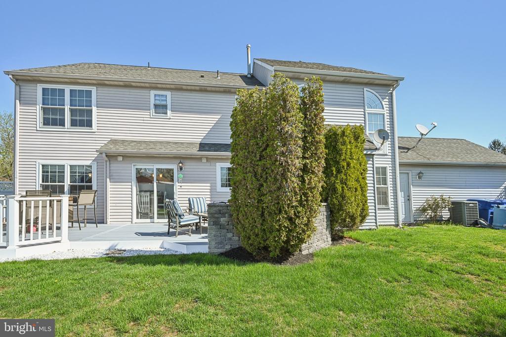 11 Winterset Ln