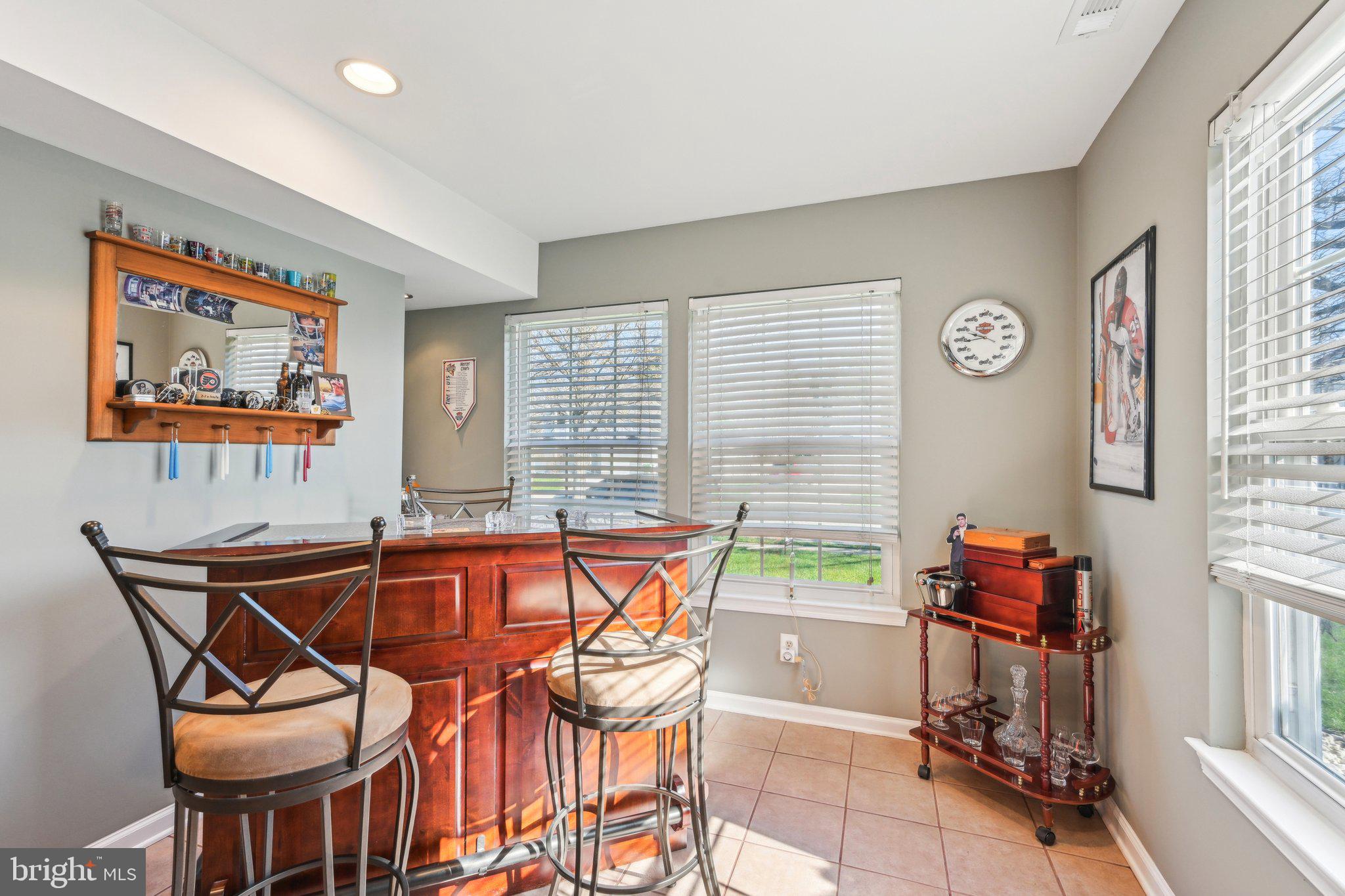 11 Winterset Ln