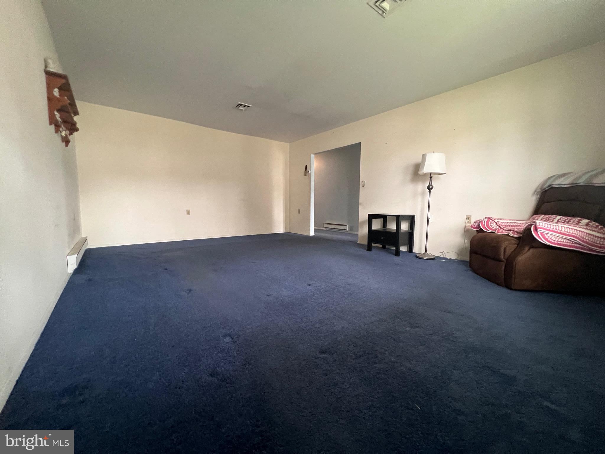 7 Buckingham Dr
