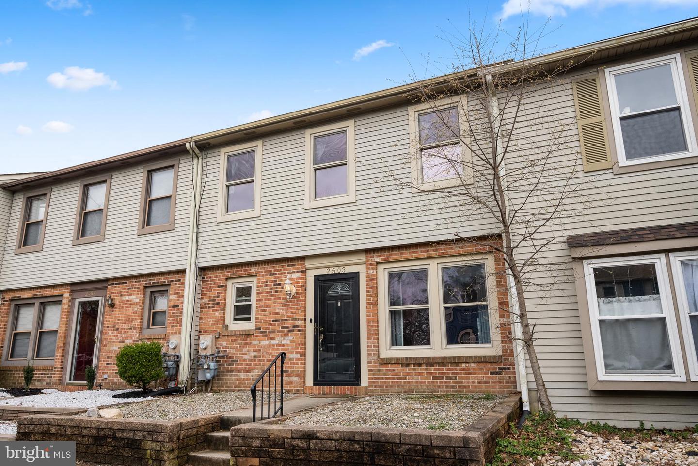 2503 ELBERTA LN