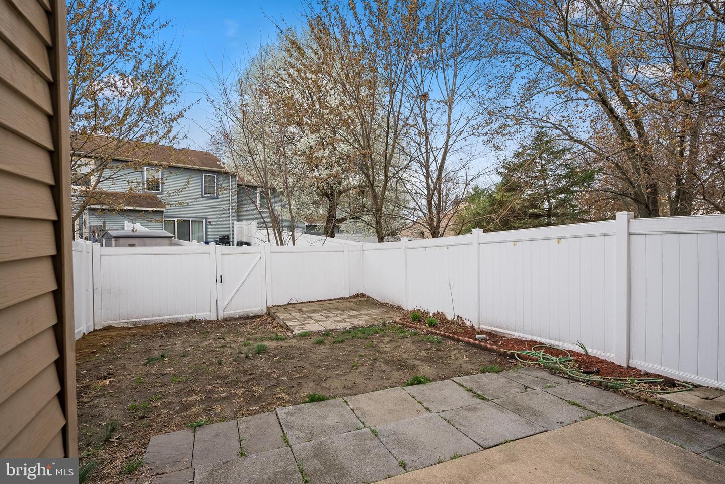 2503 ELBERTA LN