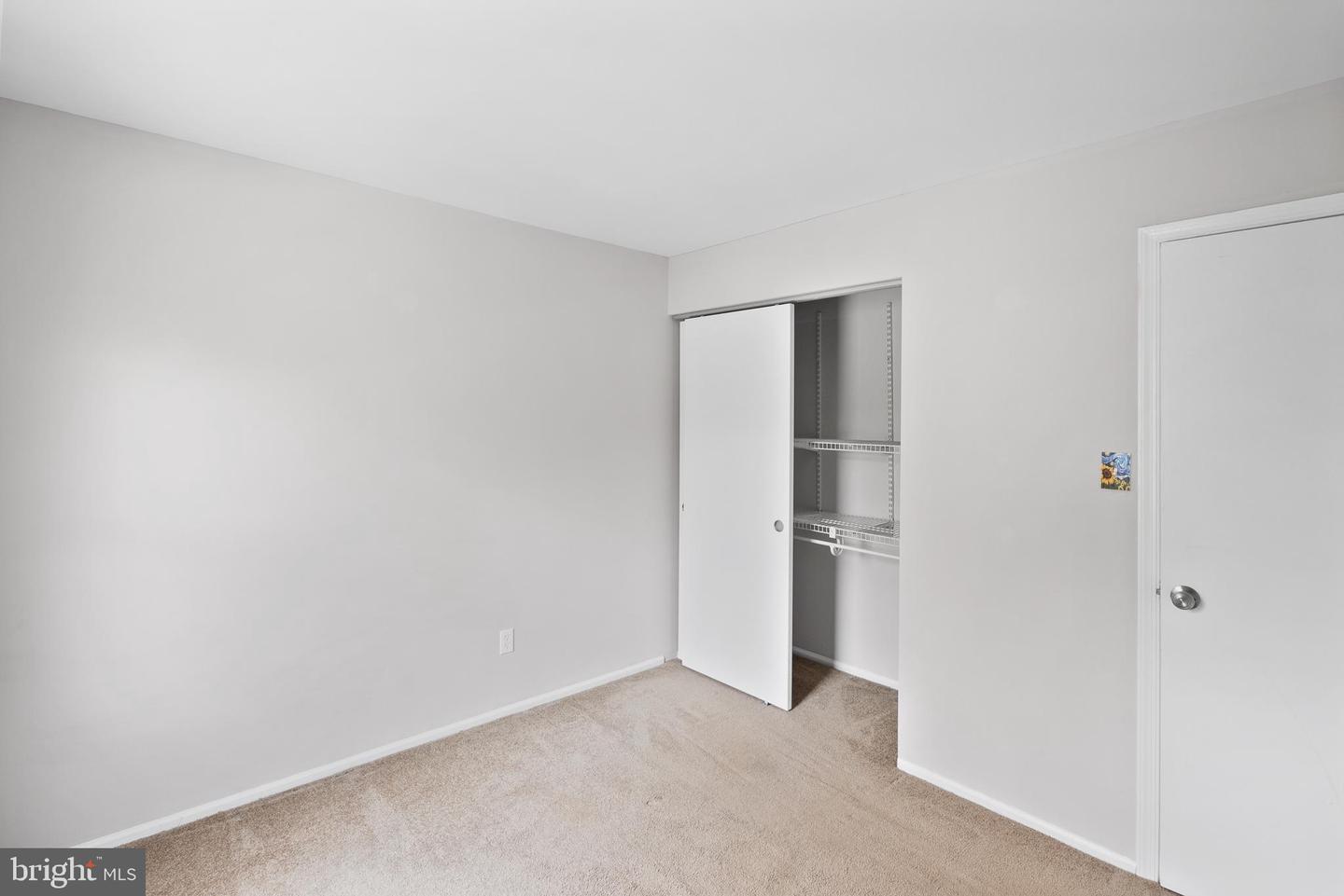 2503 ELBERTA LN