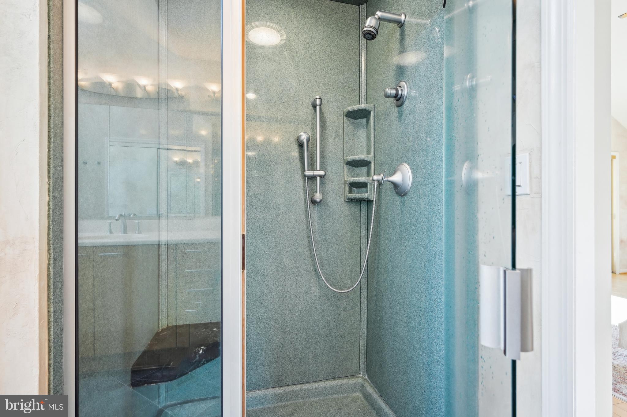 48 Cardinal Ridge Rd