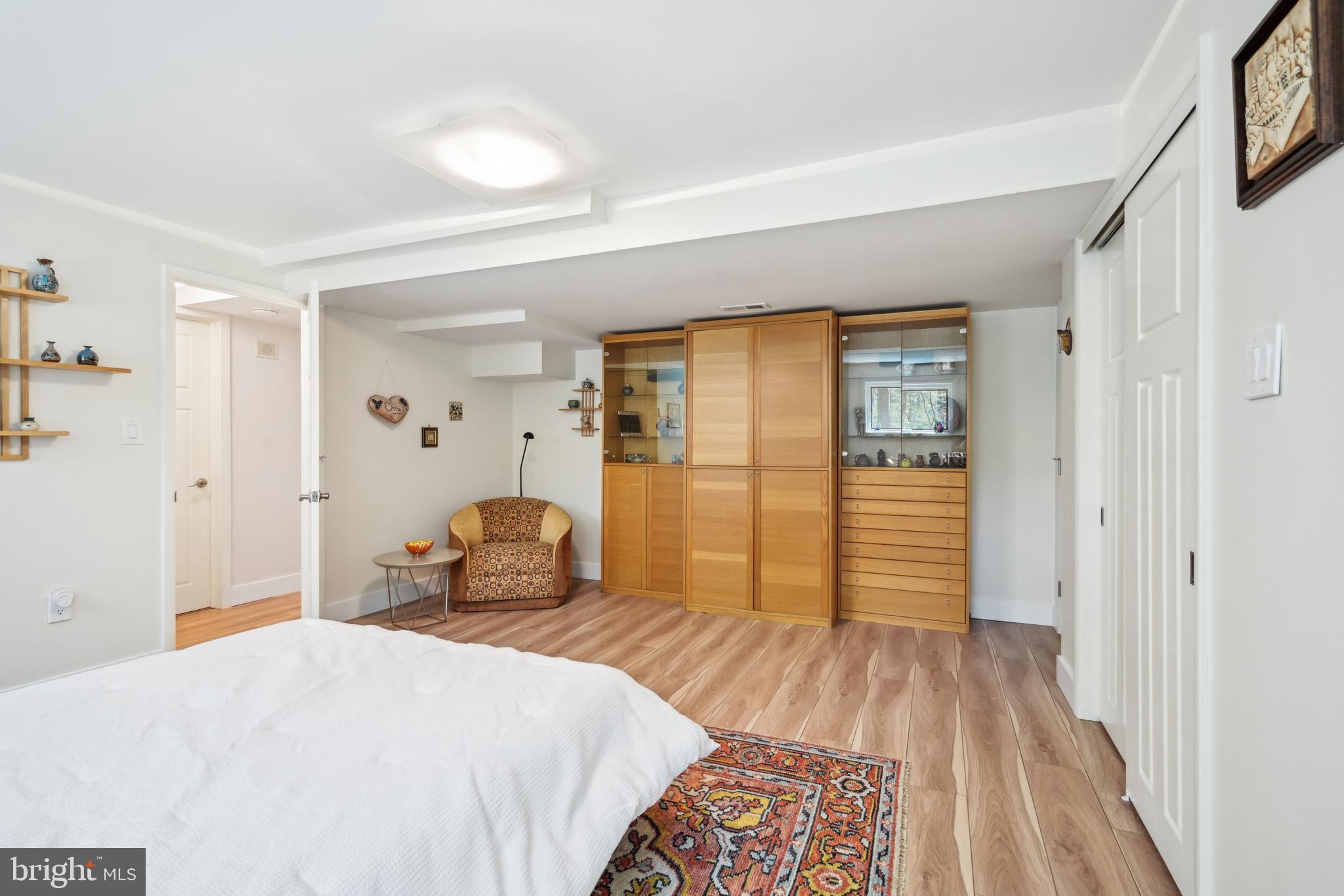 48 Cardinal Ridge Rd