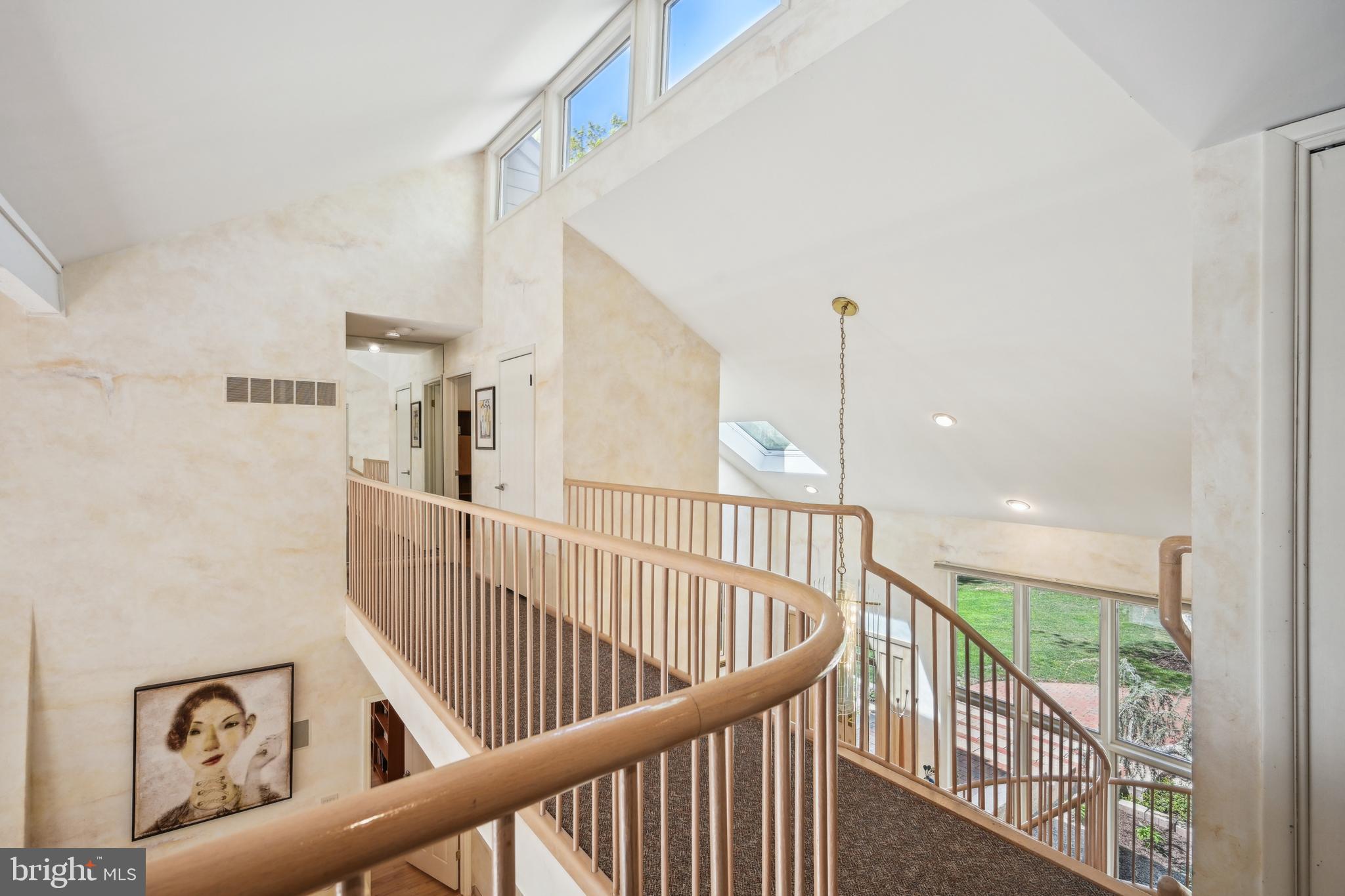 48 Cardinal Ridge Rd