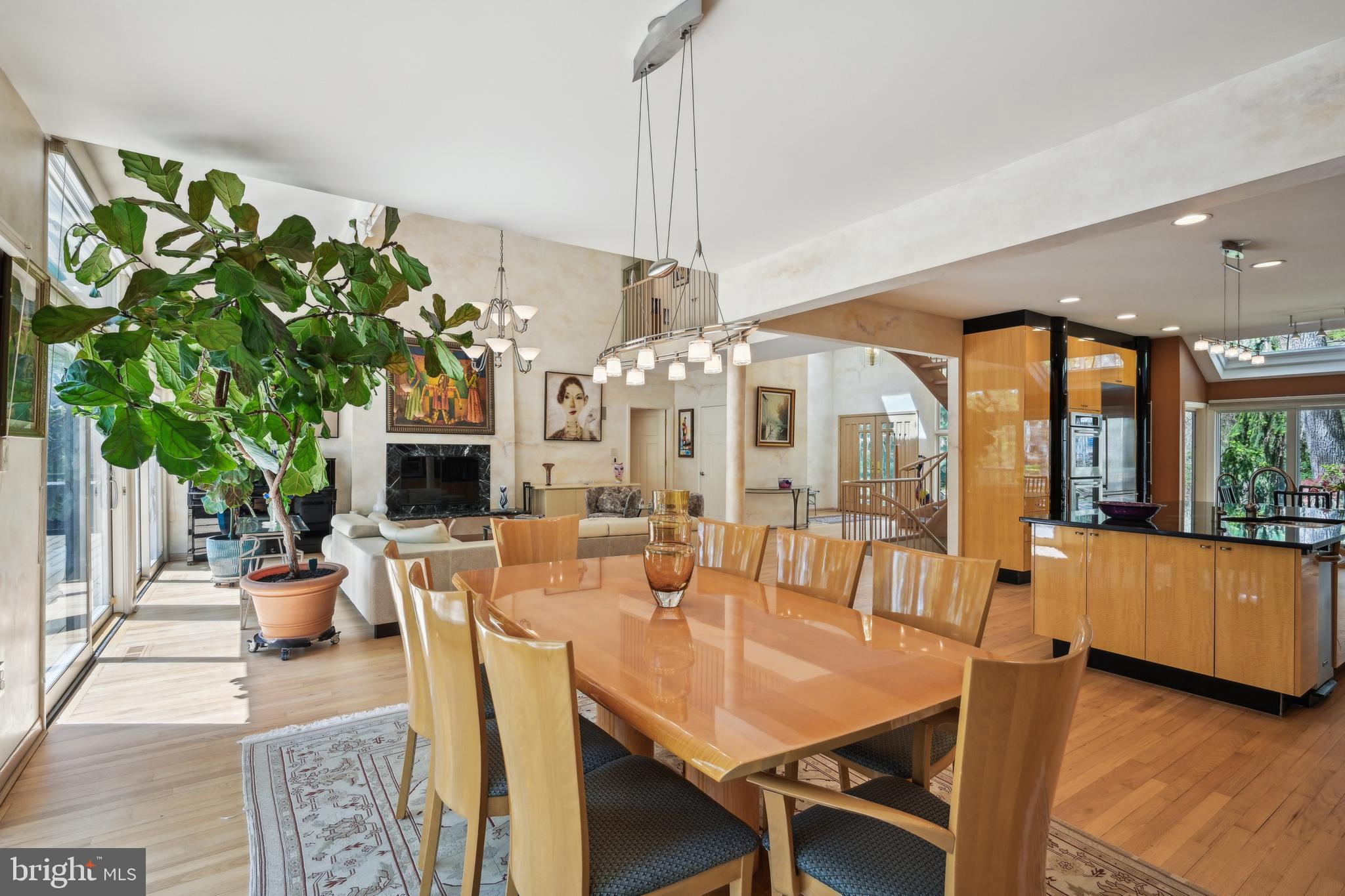 48 Cardinal Ridge Rd