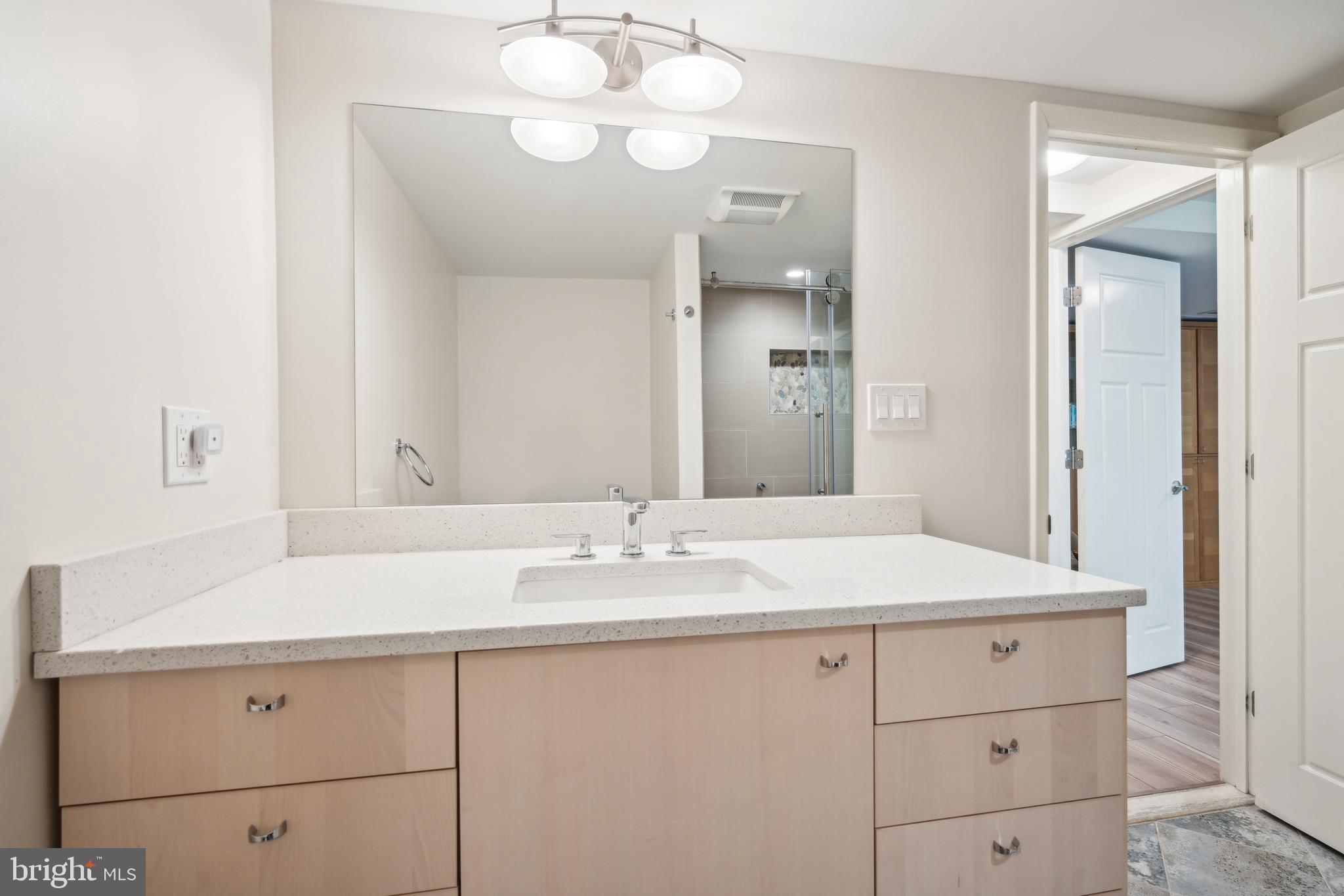 48 Cardinal Ridge Rd