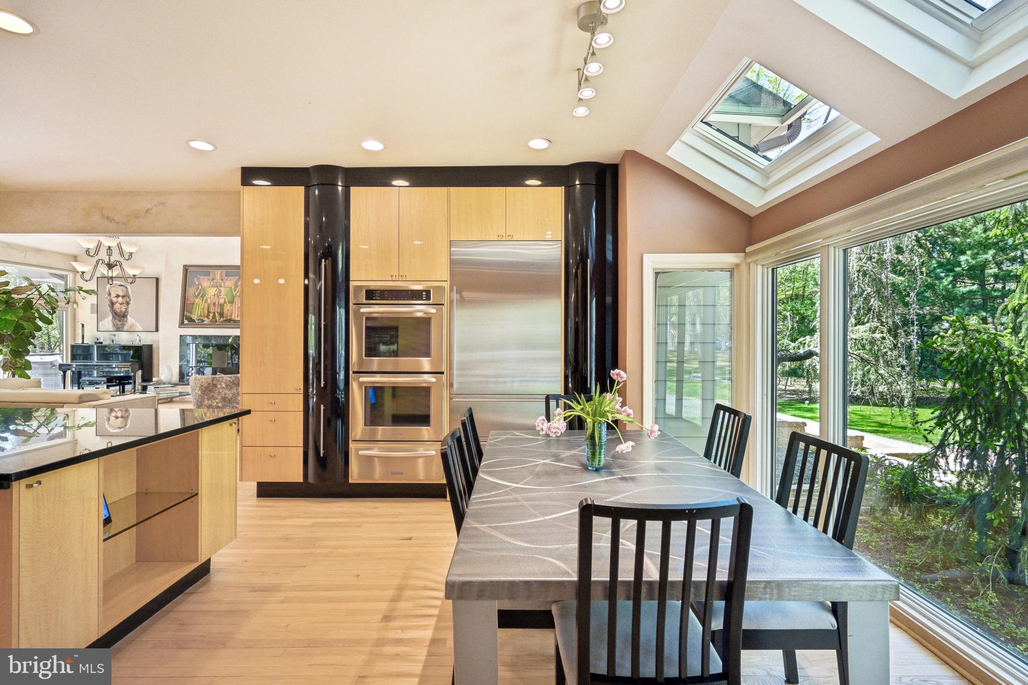 48 Cardinal Ridge Rd