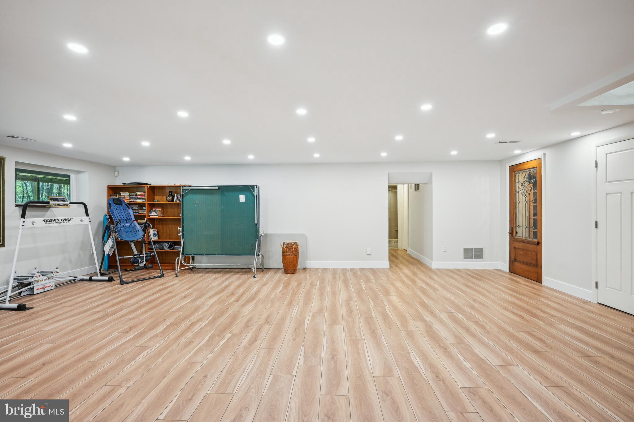 48 Cardinal Ridge Rd