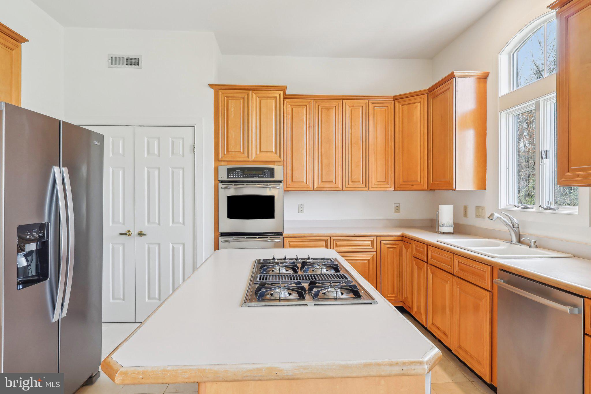 57 Bolz Ct