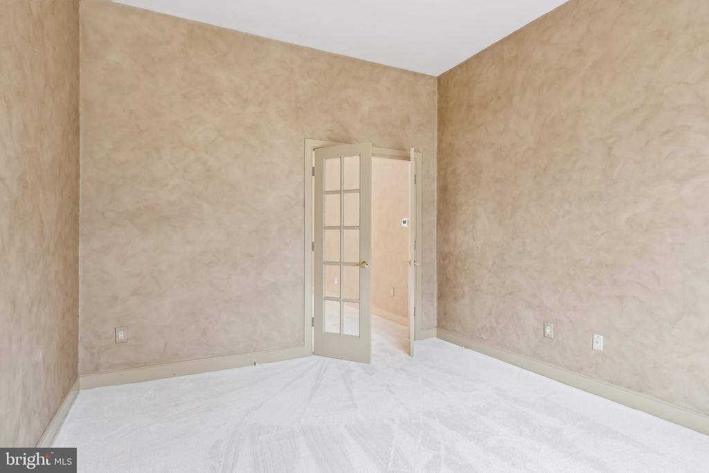 57 Bolz Ct