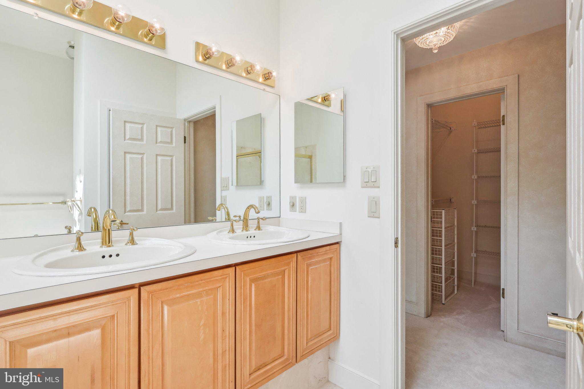 57 Bolz Ct