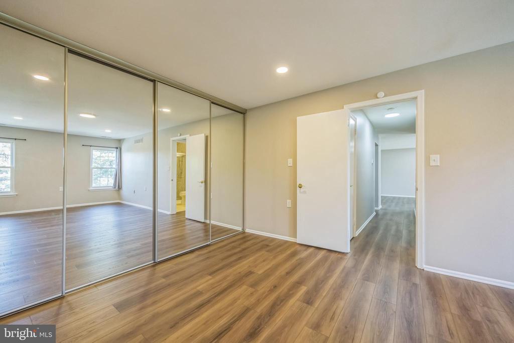 114 VILLAGE LANE