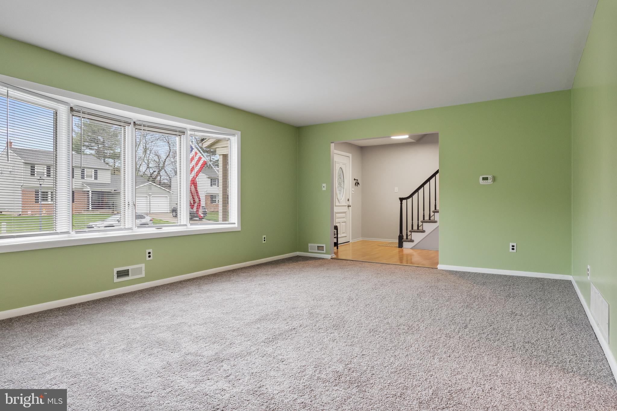 7 Knightswood Dr