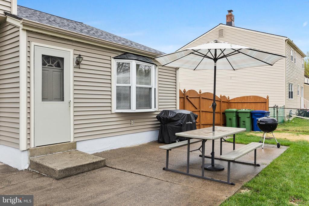 7 Knightswood Dr