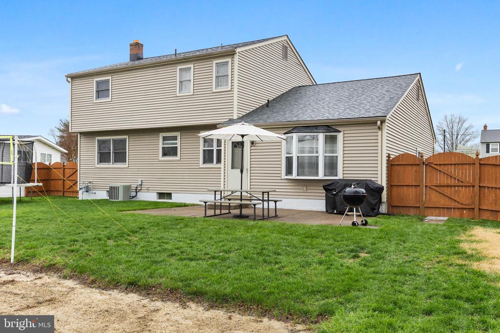7 Knightswood Dr