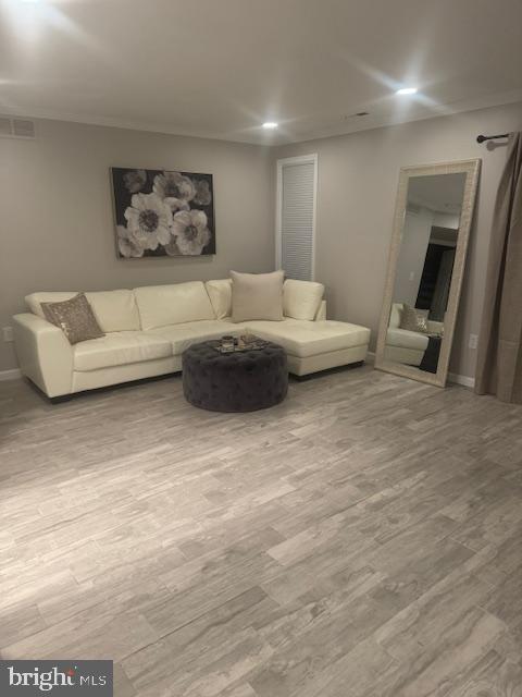 335 WOODLAKE DRIVE 335