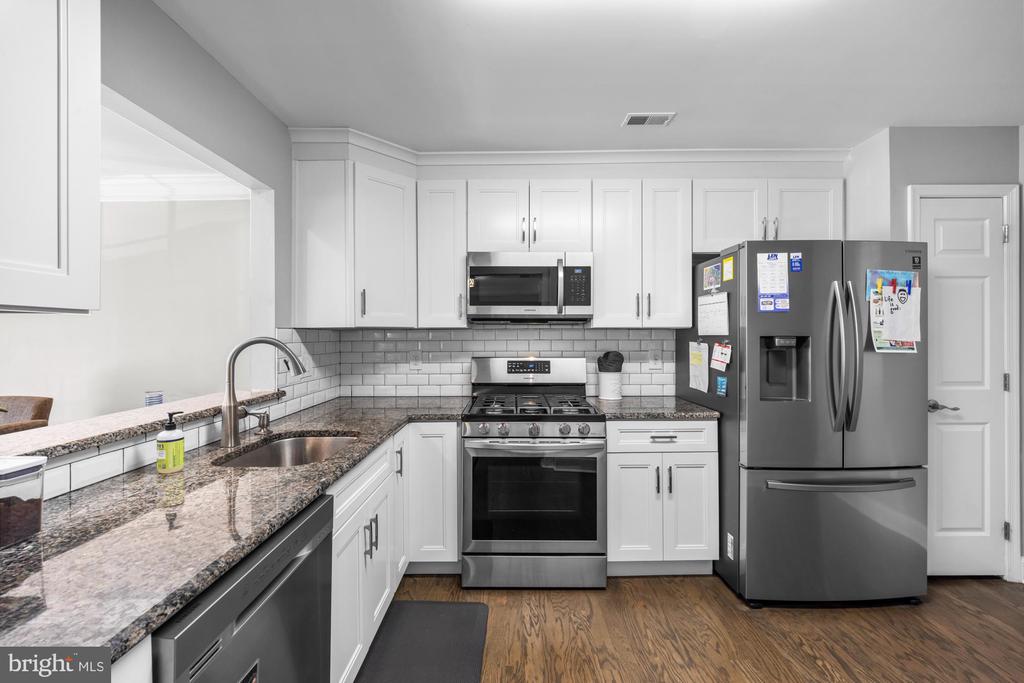 1203 DELANCEY WAY