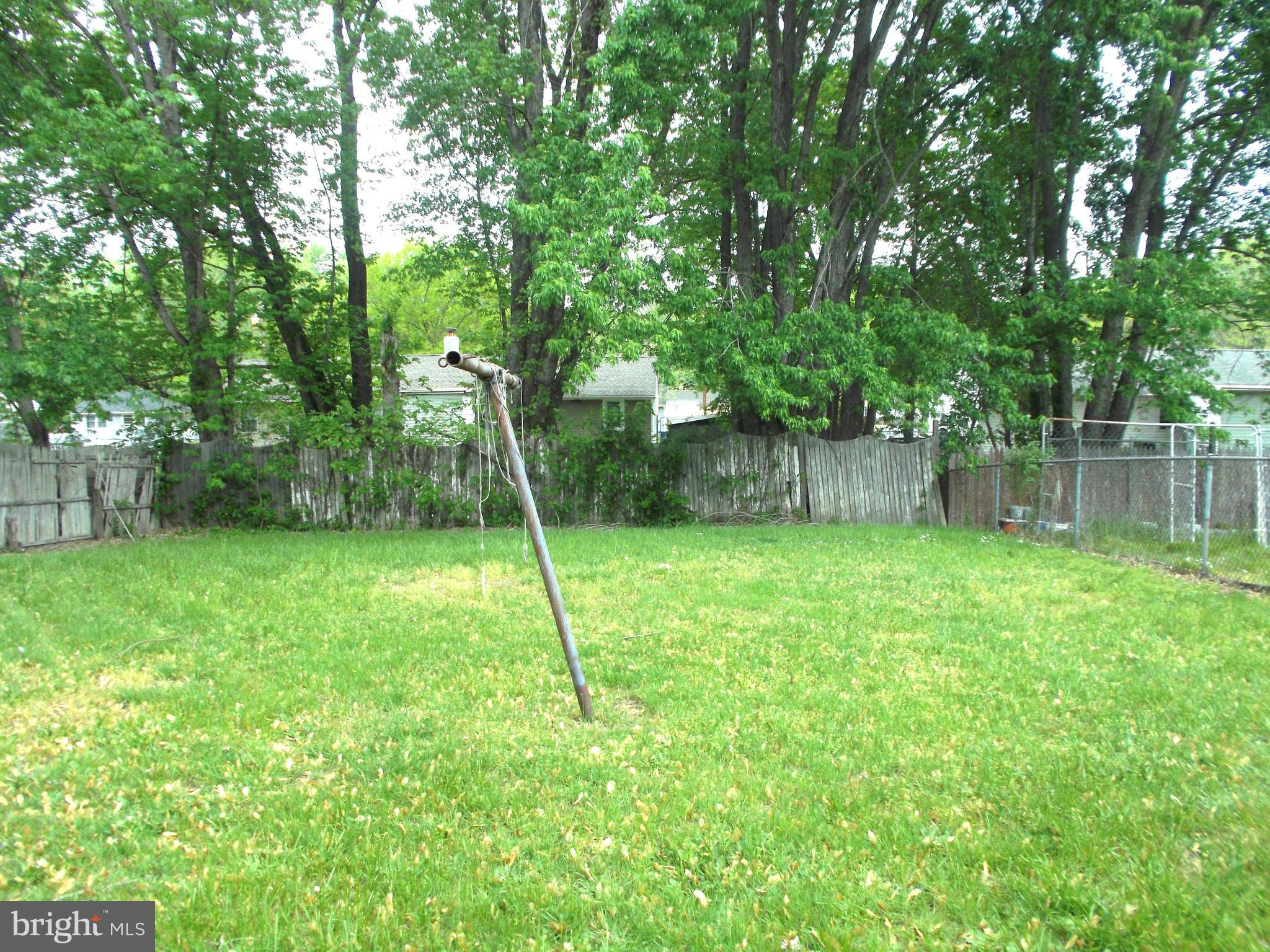 828 PEMBERTON BROWNS MILL ROAD