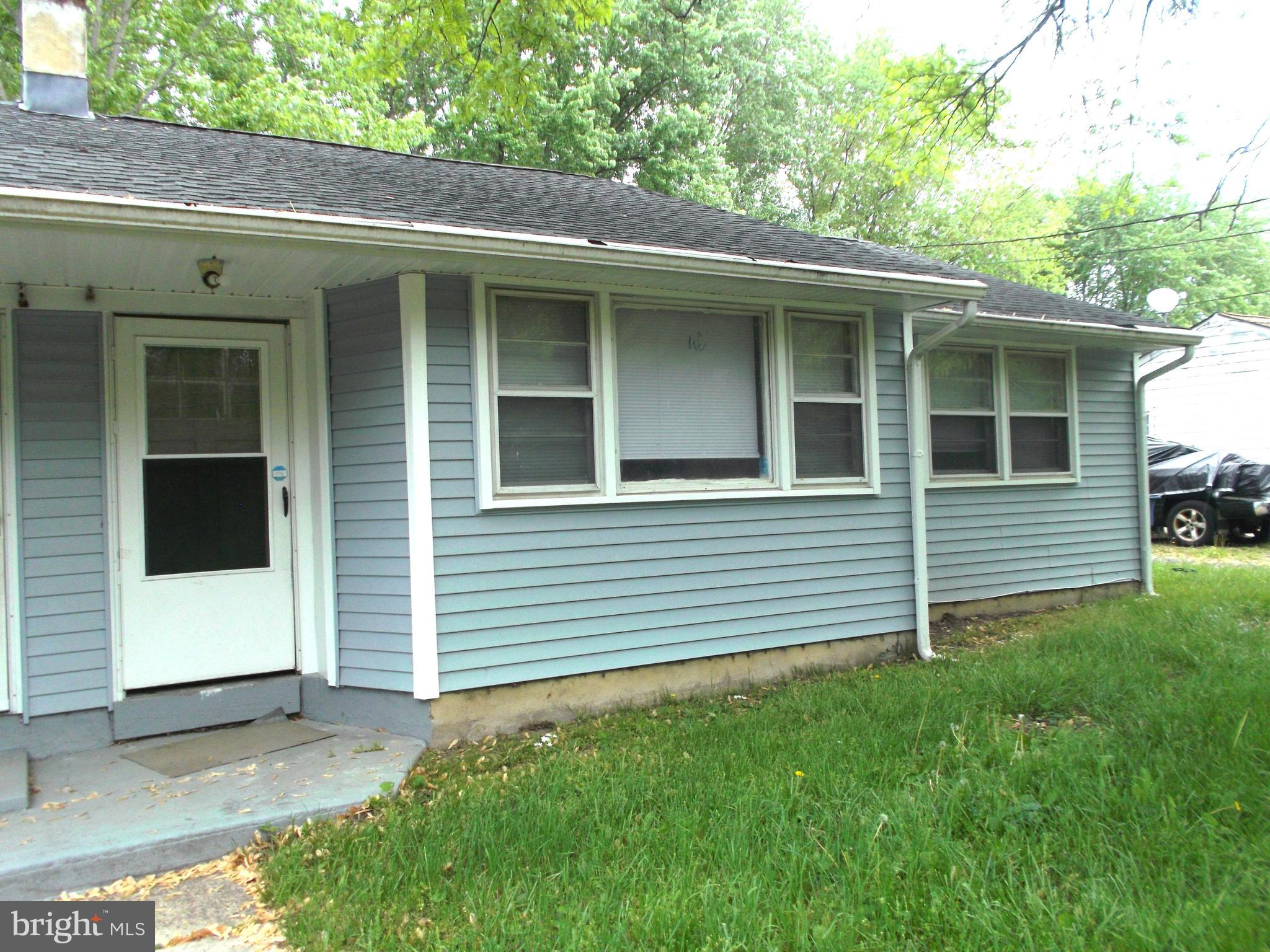 828 PEMBERTON BROWNS MILL ROAD