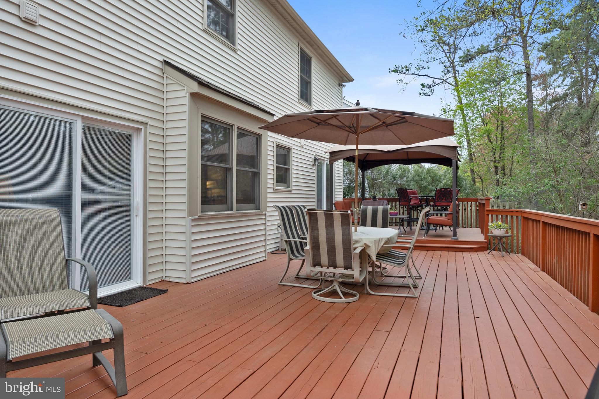 8 Picadilly Cir