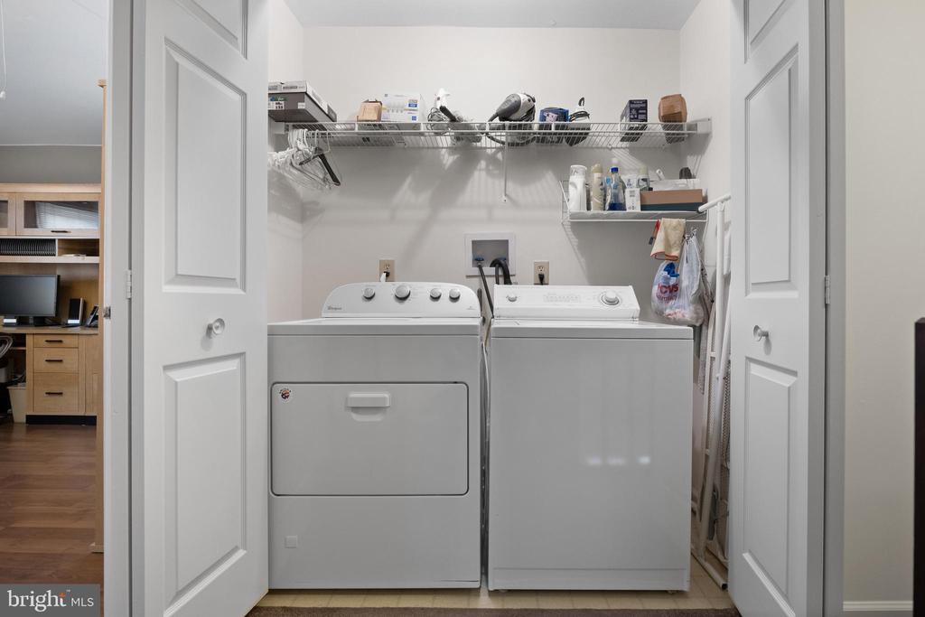 8 Picadilly Cir