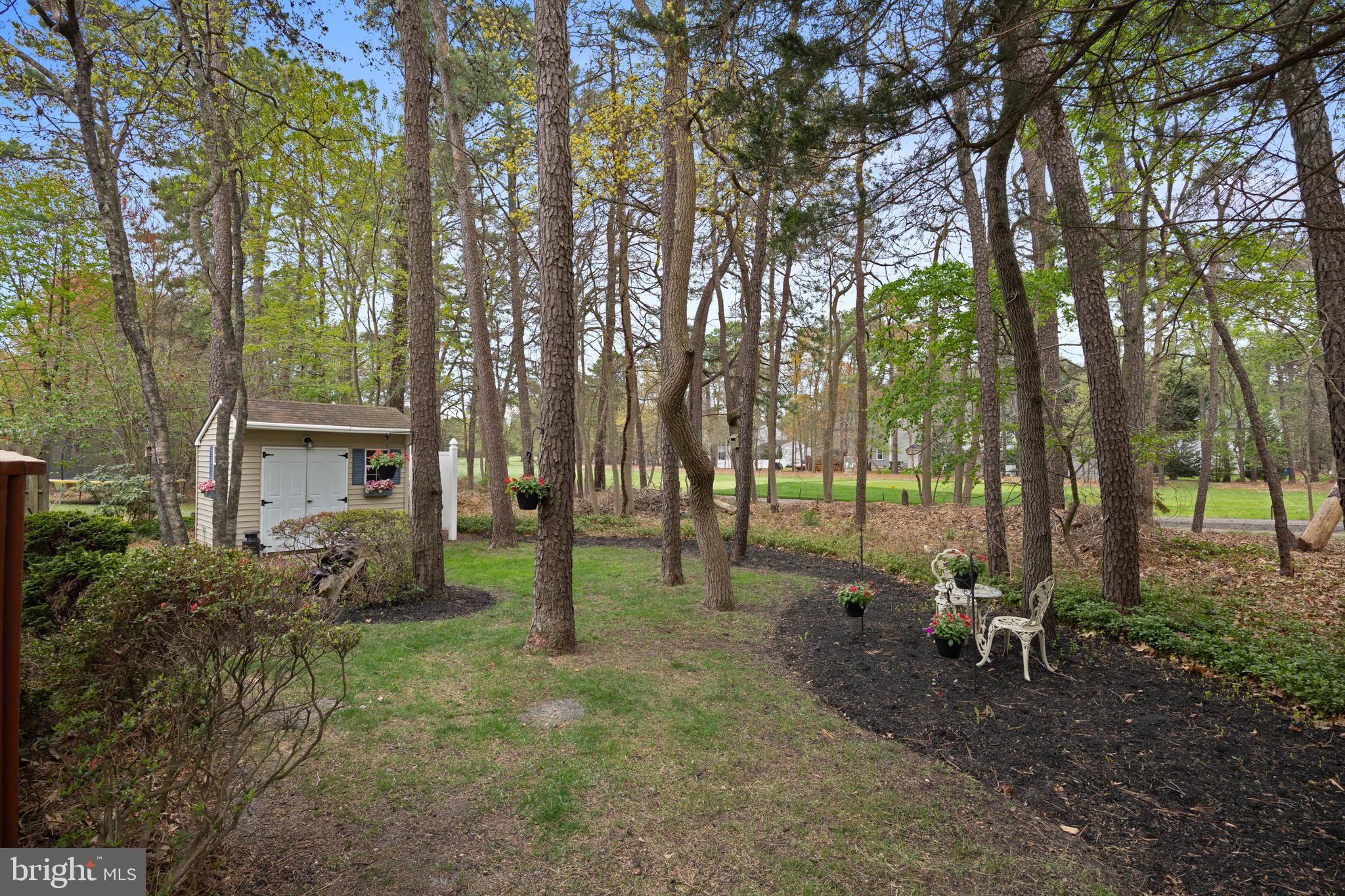 8 Picadilly Cir