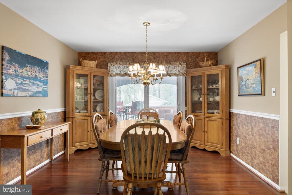 8 Picadilly Cir