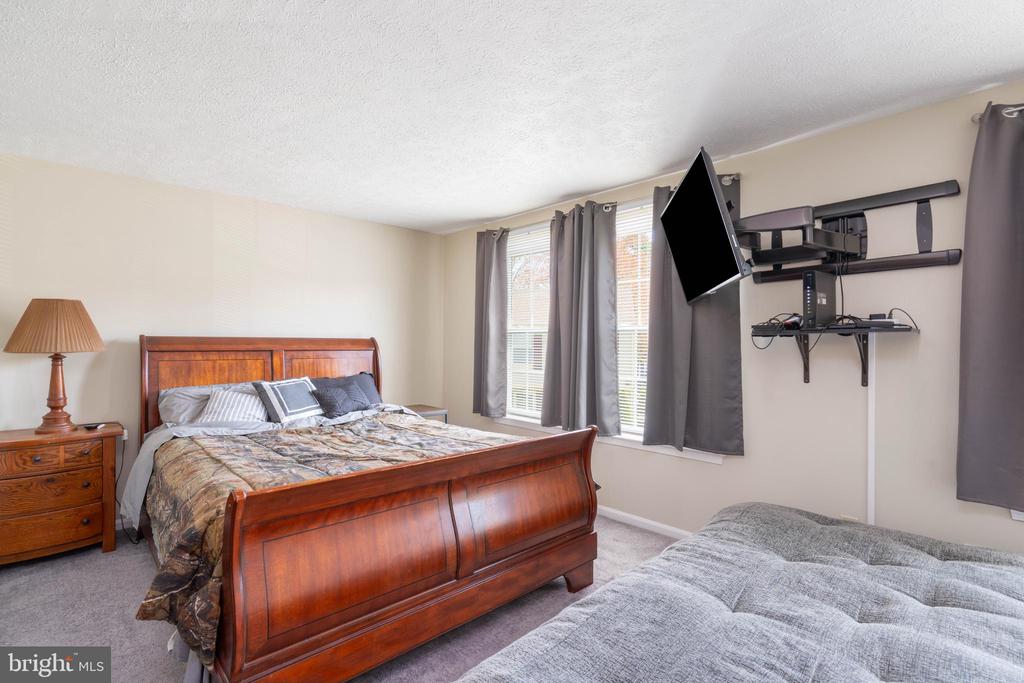 29 FORESTVIEW COURT