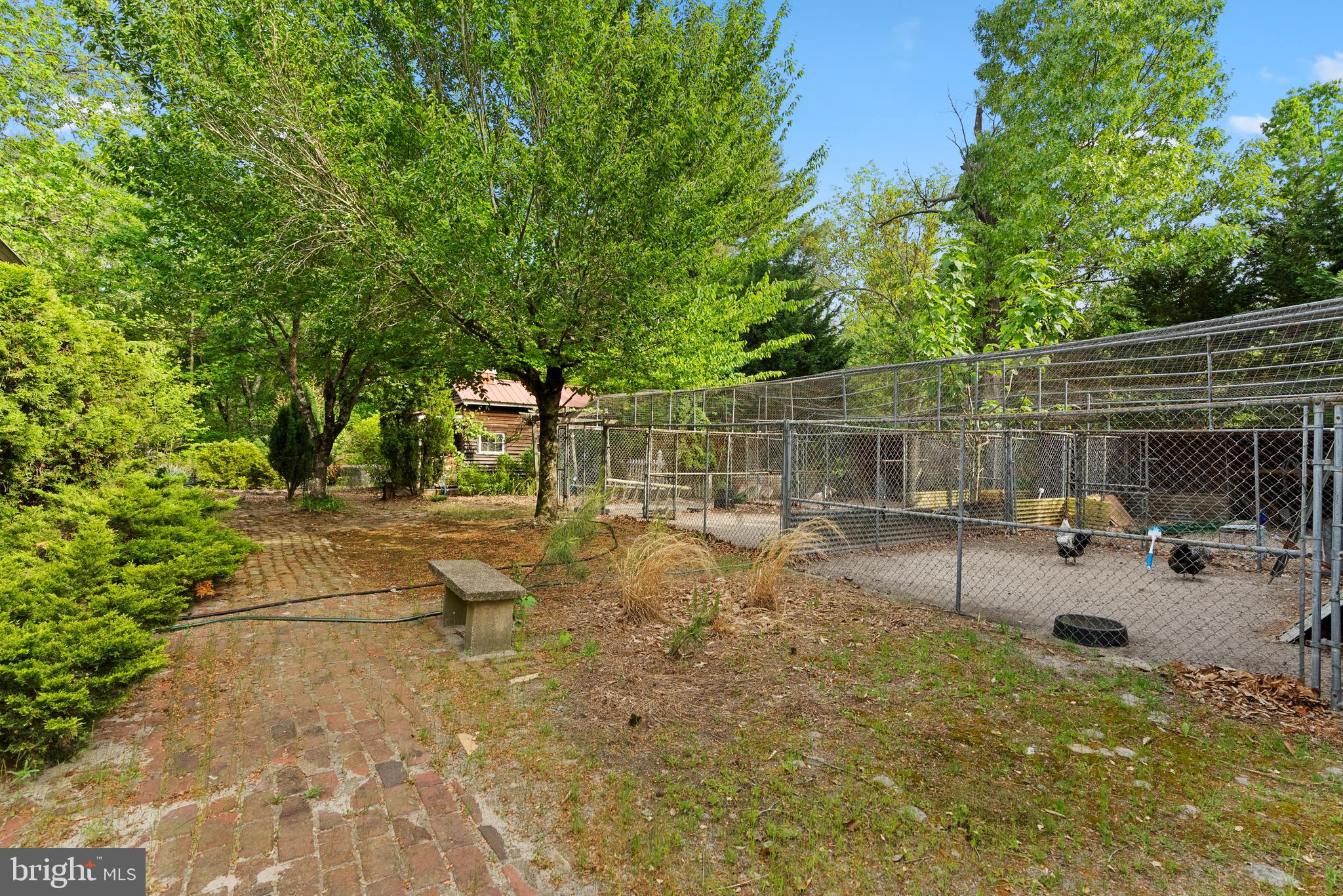305 Hopewell Rd