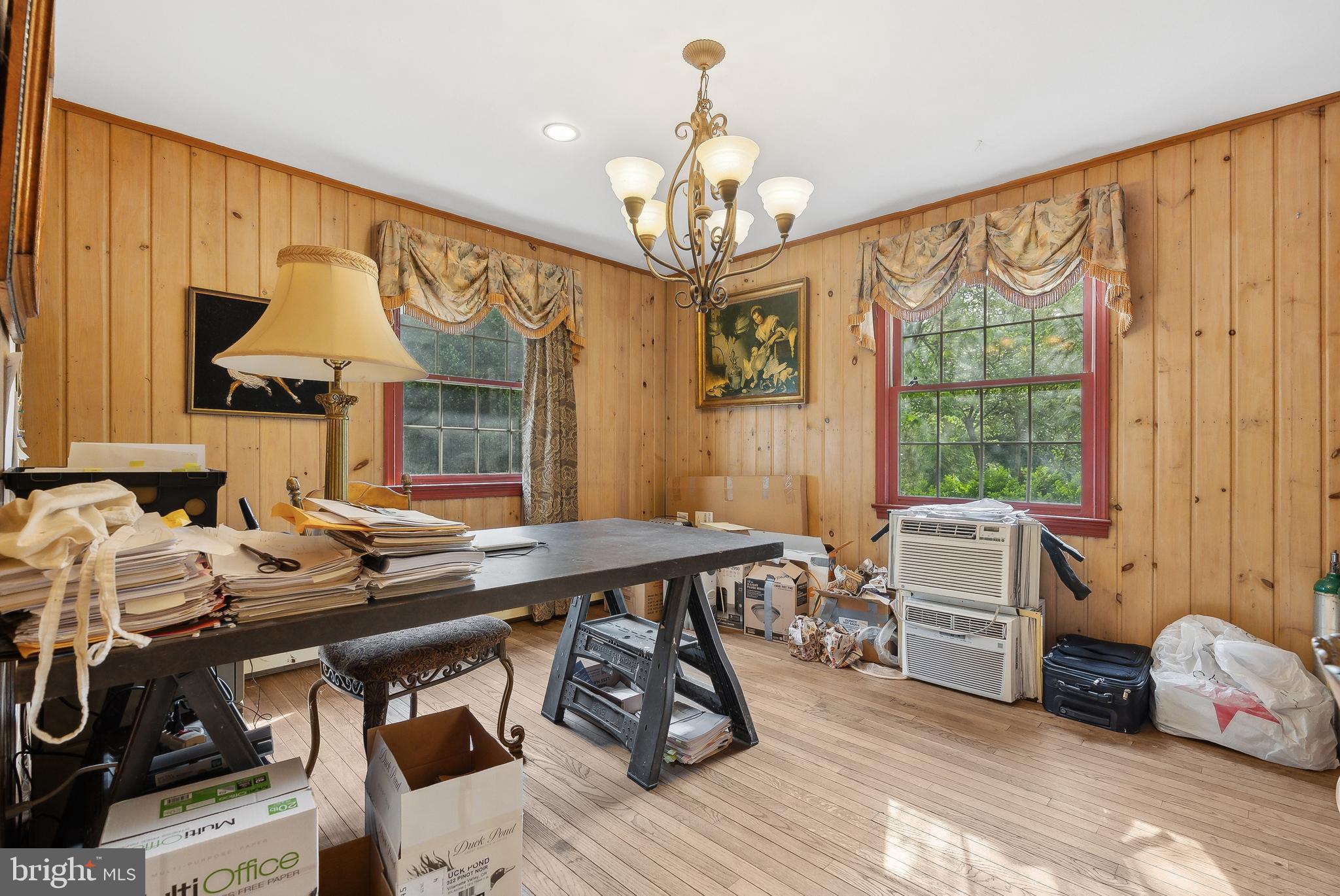 305 Hopewell Rd