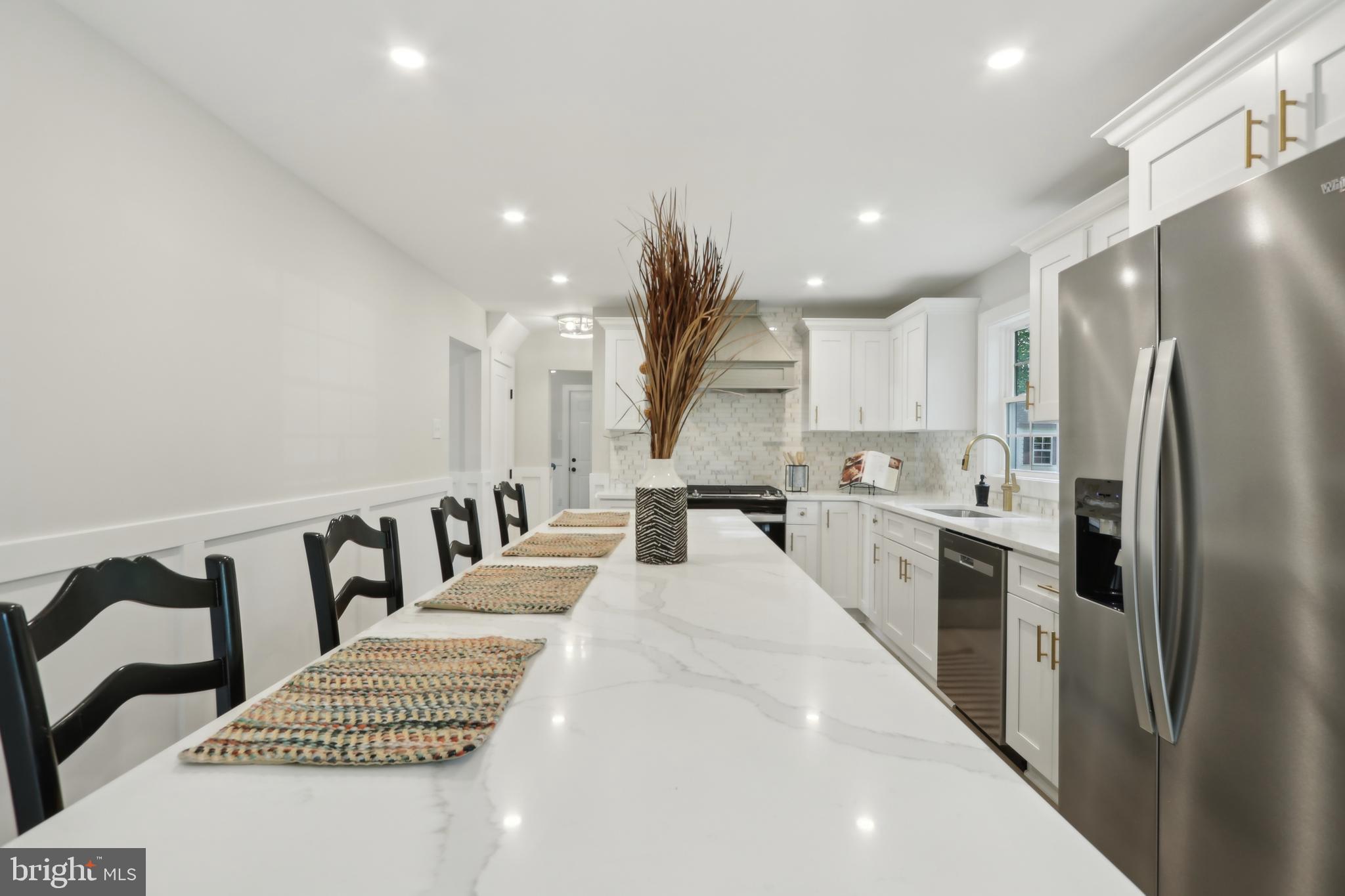 43 Knox Blvd