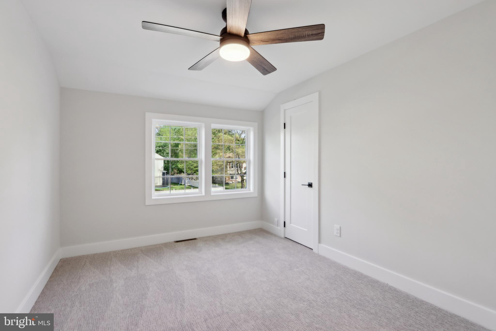 43 Knox Blvd